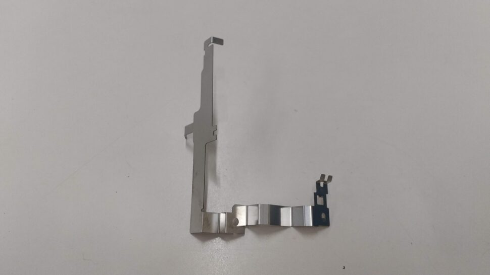 SUS304CSP製OA機器向けブラケット